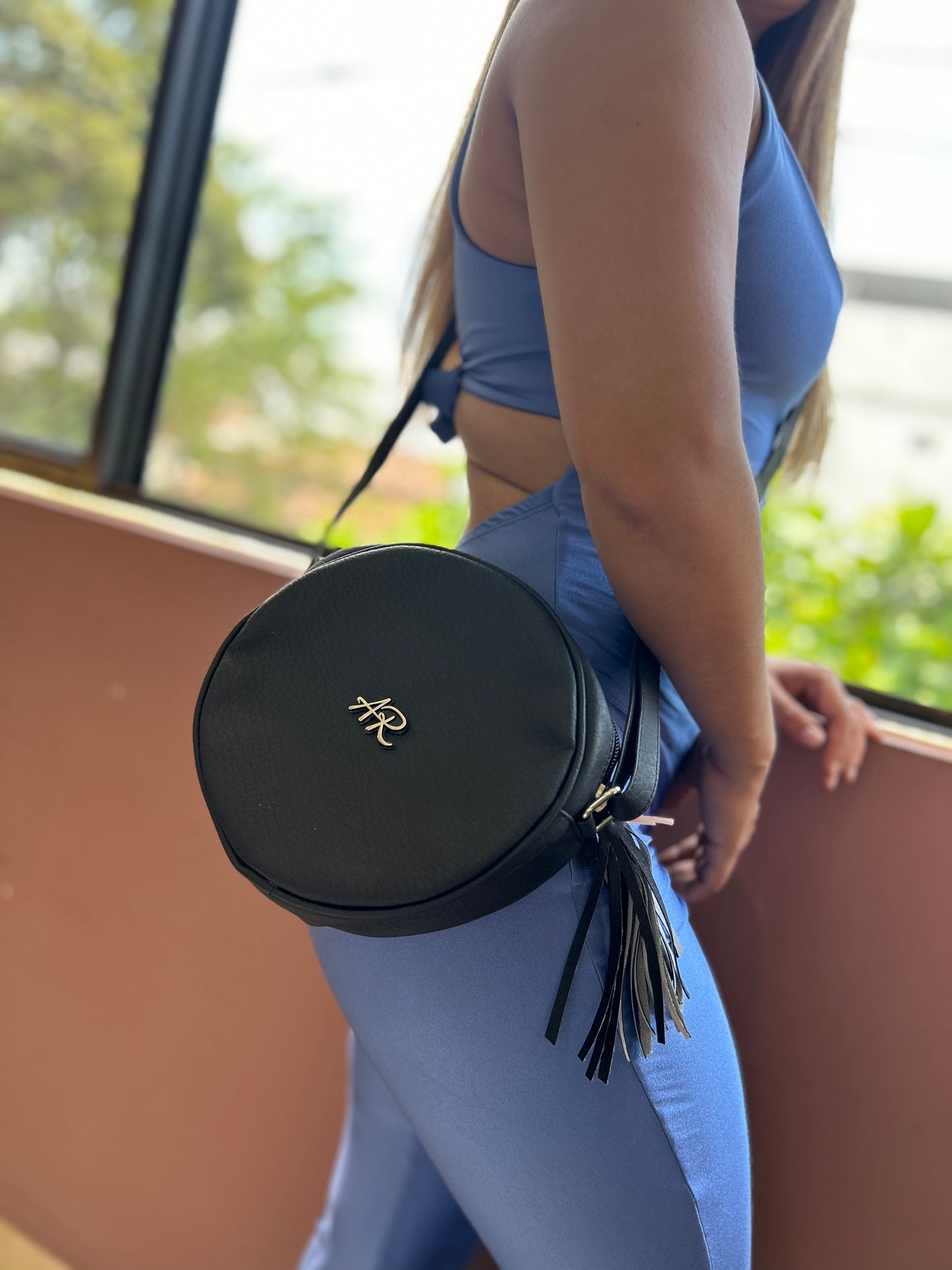 Rounded Negro